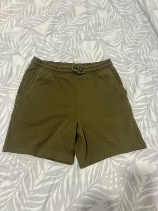 Pantalón corto niño verde talla 9-10