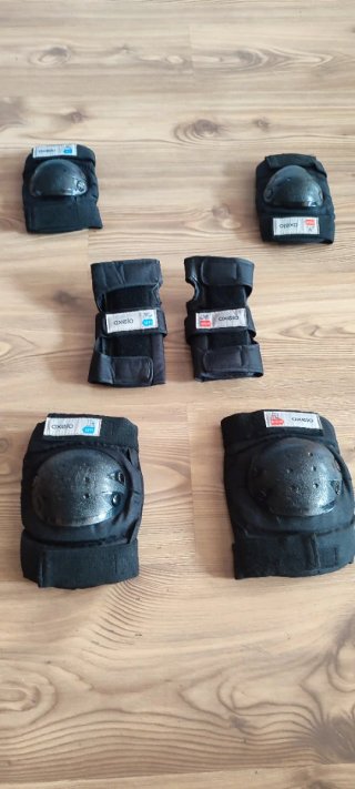 Patines Oxelo Talla 39 con Accesorios