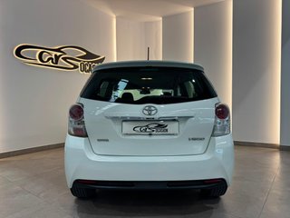 Toyota Verso 2015