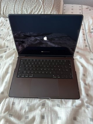 MacBook Pro M4 512GB 16GB RAM 14 pulgadas