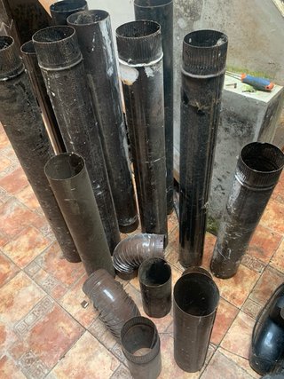 Estufa Gasoil Augusta Negra y Dorada