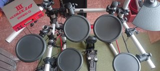 Batería Electrónica Yamaha DTXPRESS III