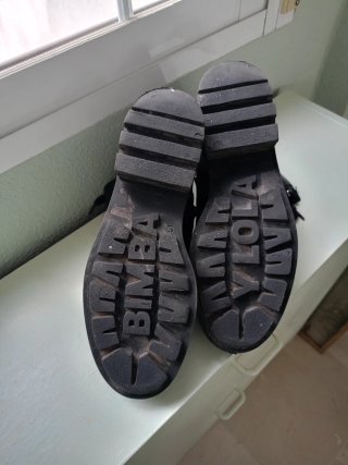 Botines de piel negros