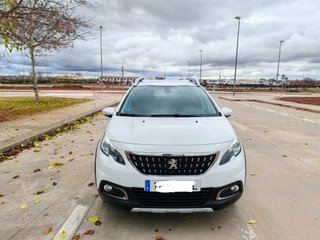 Peugeot 2008 2018 gasolina 110cv