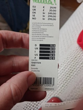 Lote 6 piezas: 5 bikinis y 1 bañador