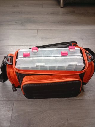 Mochila Cinnetic Eging Negra/Naranja