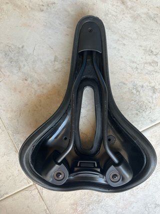 Sillín Selle Royal Forum Negro