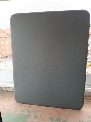 Somier de láminas de madera forrado gris 1.50x180