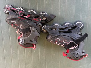 Patines en línea Decathlon T32-35 con protecciones