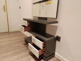 π Mueble de entrada π