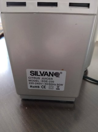Exprimidor eléctrico doble
