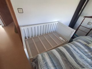 Cuna de bebé IKEA blanca
