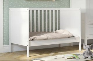 Cuna de bebé IKEA blanca
