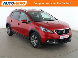 Peugeot 2008 1.2 PureTech Signature