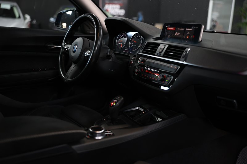 BMW Serie 2 220i (F23) 2019, foto 19