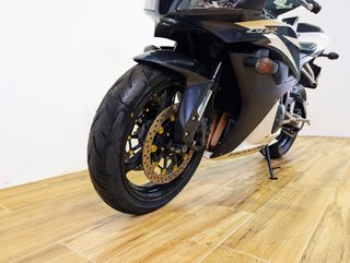 HONDA CBR 600 RR   (2007-2008) 2007