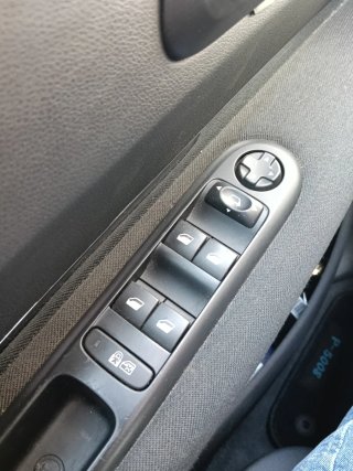Peugeot 5008 2014