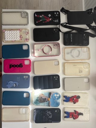 21 Fundas iPhone 11 Variadas
