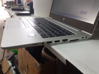 HP EliteBook 830 G5 Plata