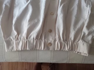 Bomber chica zara Beige , nuevo.