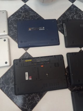 Lotto 7 computer portatili (nero/argento)