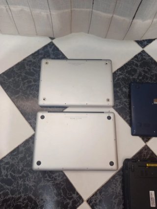 Lotto 7 computer portatili (nero/argento)
