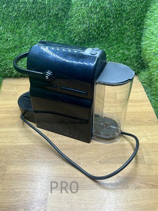 Cafetera monodosis de cápsulas Nespresso