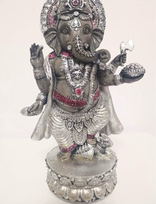 FIGURA ESCULTURA GANESHA COLOR PLATA DETALLES ROSA