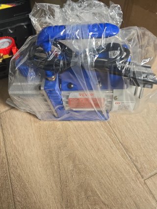Bomba de vacío VEVOR nueva