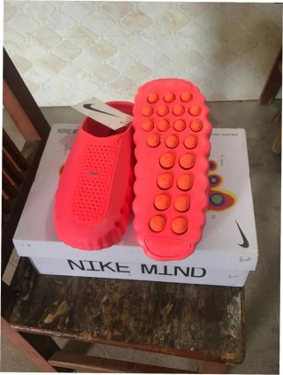 Nike Mind 001 Rojo Solar Talla 42 Nuevas