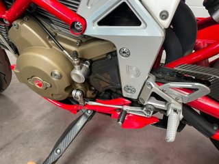 Bimota DB6R Delirio Naked Roja Blanca