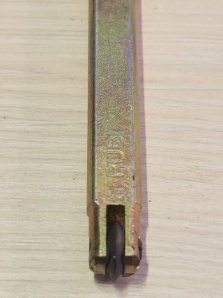 Diamante dorado y plateado
