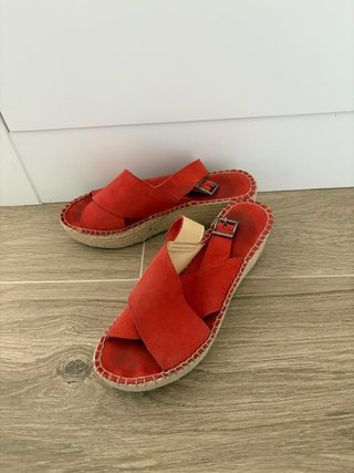 Sandalias cuña tiras cruzadas naranjas