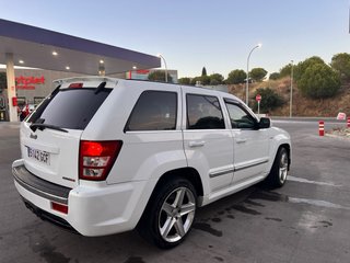 Jeep Grand Cherokee SRT8 6.1 HEMI
