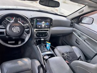 Jeep Grand Cherokee SRT8 6.1 HEMI