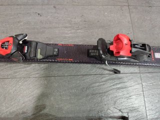 Esquís Atomic Redster 140