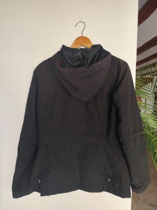 Parka ligera Adolfo Domínguez Negra