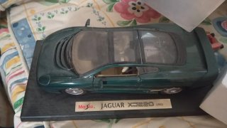 Maqueta Jaguar XJ220 (1992) Maisto