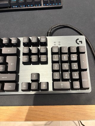 Teclado Logitech G413 Carbon para reparar