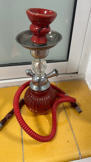 Jarrón Decorativo Rojo y Plateado