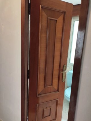 Puerta de madera interior