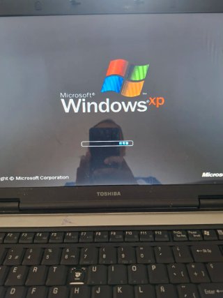 Portátil Toshiba Satellite M70-360