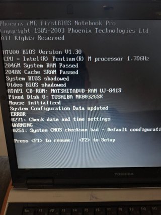 Portátil Toshiba Satellite M70-360