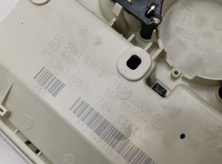 14475 8t0947135a luz interior audi a4 basico 2 16v