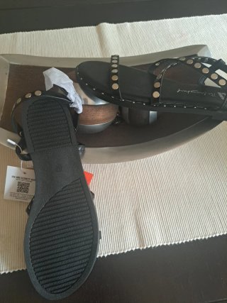 Sandalias Xti Mujer Tachuelas Negro/Plata