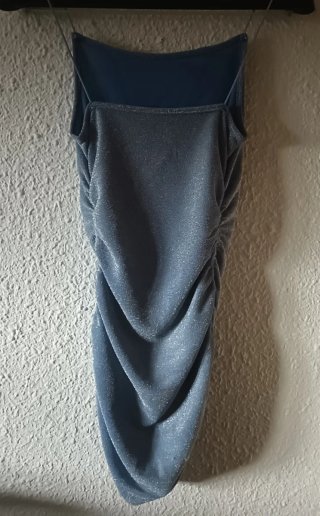 Vestido negro con textura