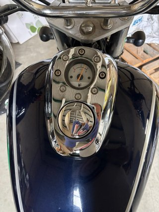 Moto Cruiser Daelim Negra