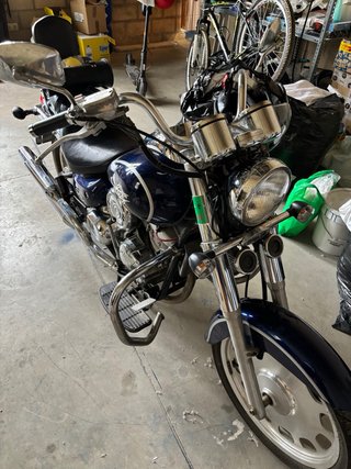 Moto Cruiser Daelim Negra