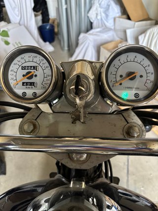 Moto Cruiser Daelim Negra