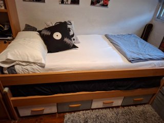 Compacto de dos camas de 90cm y cuatro cajones.